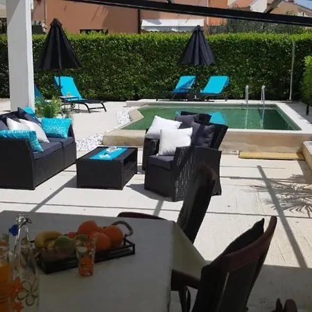 Alenka - One Bedroom Daire Rovinj